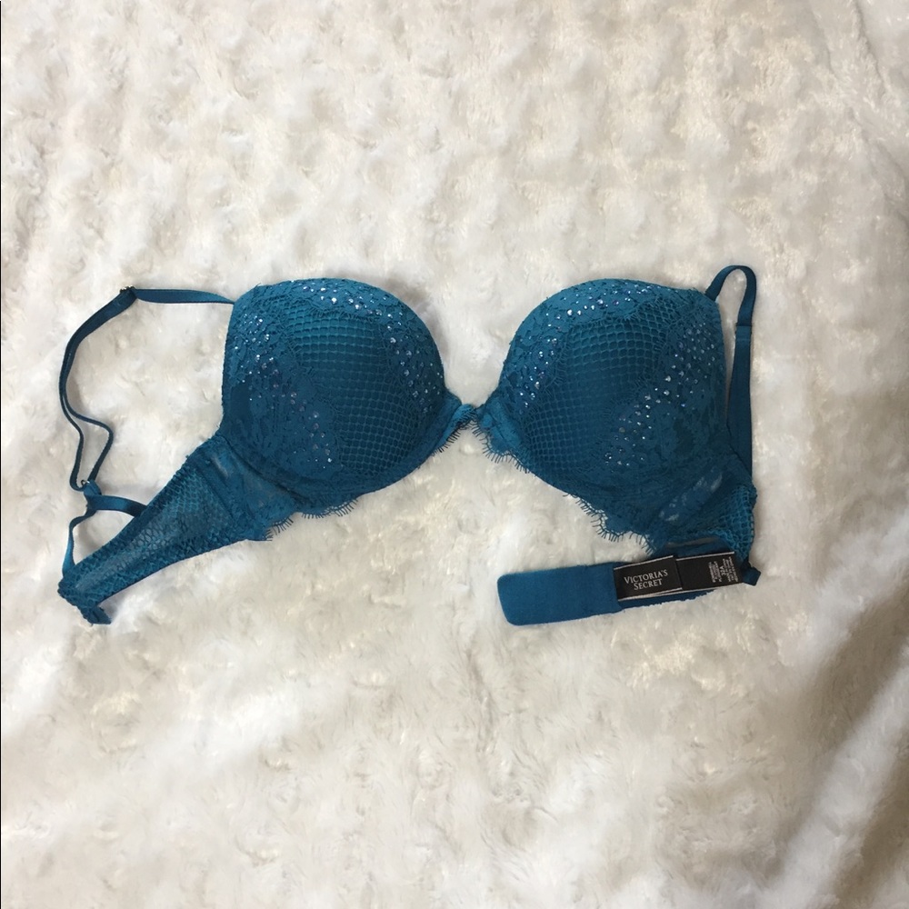 (Sold)Victorias Secret Bombshell Bra